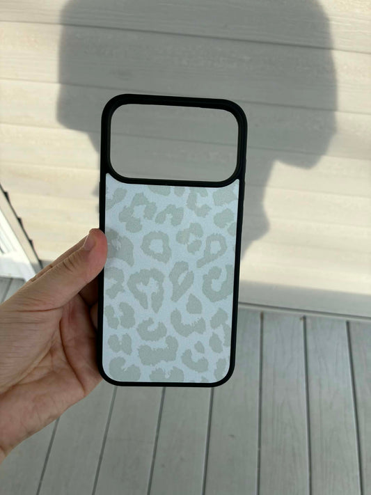 Beige Cheetah Regular Case